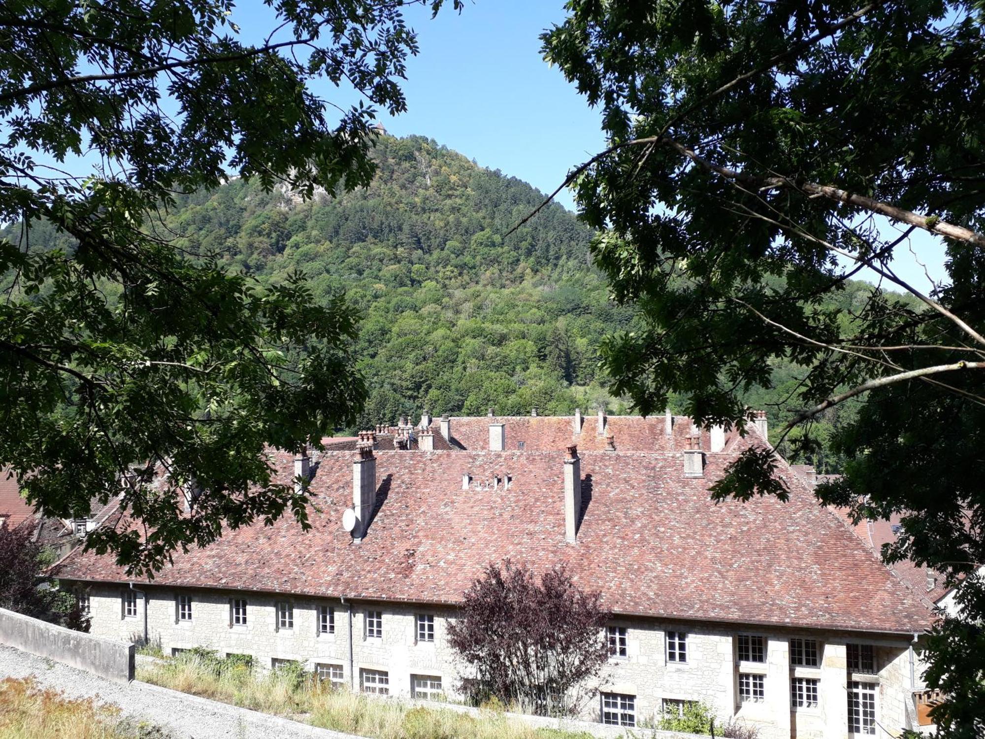 O'Couvent - Appartement 97 M2 - 3 Chambres - A441 Salins-les-Bains Exterior photo